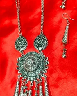 AADITH NECKLACE