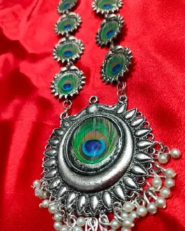 ADIFA NECKLACE