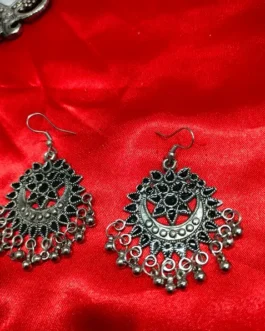AKHILA MEENA EARRING