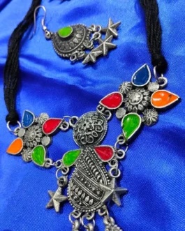AKRITI NECKLACE