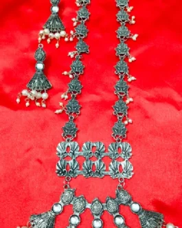 AKSHVA NECKLACE
