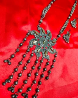 AMIBA NECKLACE