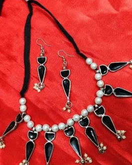 AMRIT NECKLACE