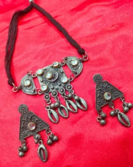 ANOKHI NECKLACE