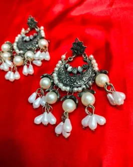ANTHURIUM EARRING
