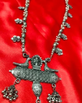 ANUKHI NECKLACE