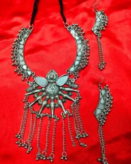 ANURADHA NECKLACE