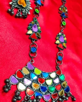 ARADHNA NECKLACE