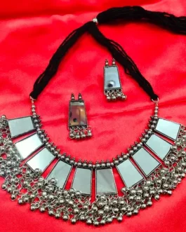 ARISHFA NECKLACE