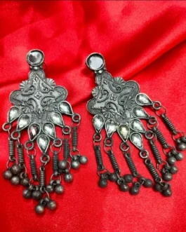 BARNA EARRING