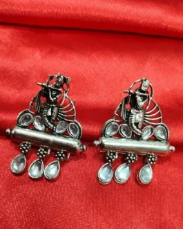DANIKA SILVER EARRING