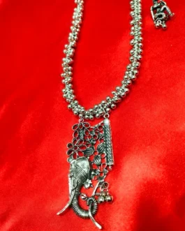 DEPTI NECKLACE