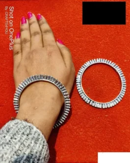 GNANVI BANGLE