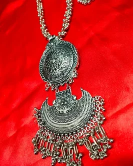 GOPI NECKLACE