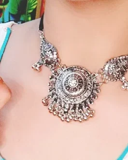 HEMA NECKLACE