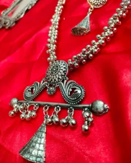 JAYCE NECKLACE