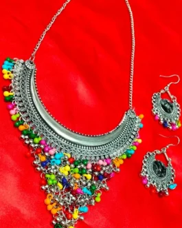 KAMYA NECKLACE