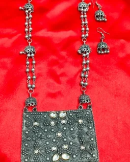 KHUSHI NECKLACE