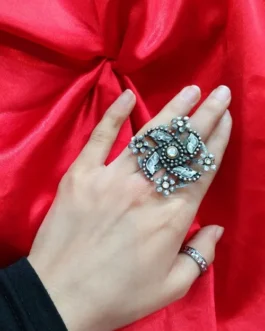 LAHIFA FINGER RING
