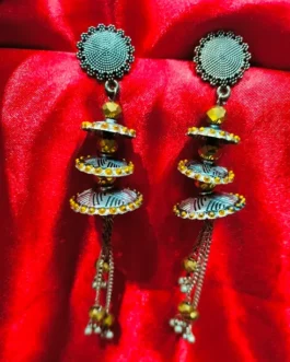 LANVI EARRING