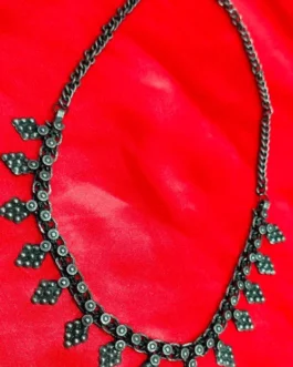 LEMEES NECKLACE