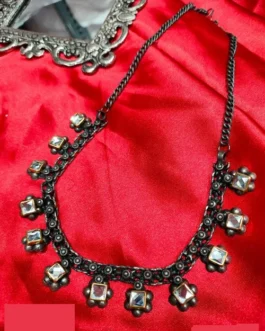 LUBANAH NECKLACE