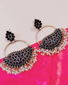 MOON LIGHT EARRING