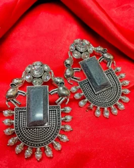 NABIYA EARRING