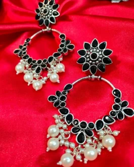 NAGMA EARRING