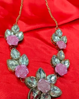 WHITE ROSE NECKLACE