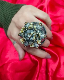 PRIA FINGER RING