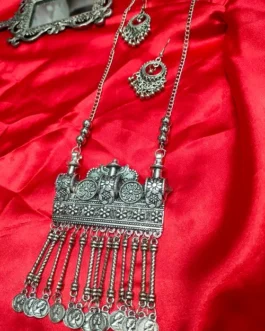 RANA NECKLACE