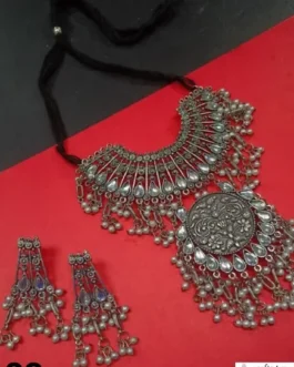 RUHANA NECKLACE