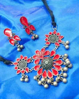 RUMI NECKLACE