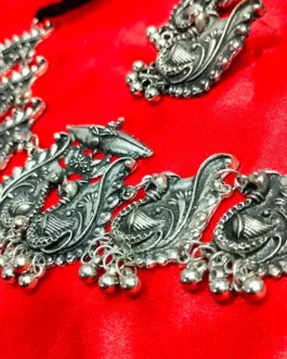 SACHVI NECKLACE