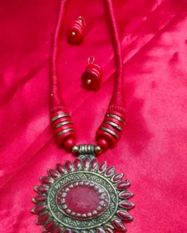 SRIJA NECKLACE