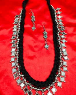 SHIZA NECKLACE