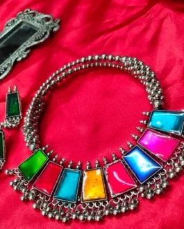 SKYLA NECKLACE