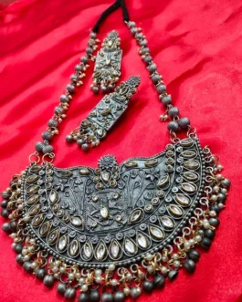 SNEH NECKLACE