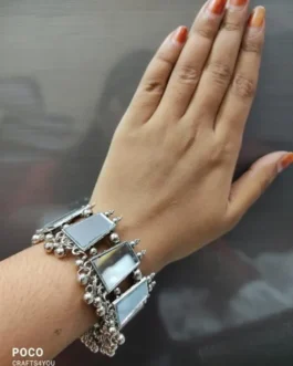 SOLANKI BRACELET