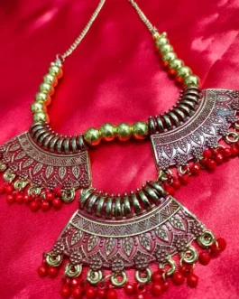 SULTANA NECKLACE