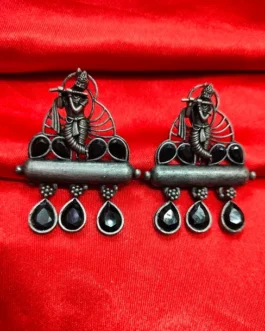 TANUJA EARRING