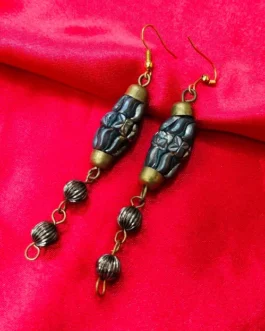 UPTEZ EARRING