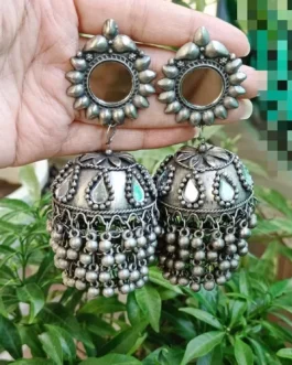 VIHARI JHUMKA