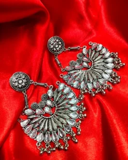 ZARIA EARRING