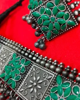 ZIVA NECKLACE